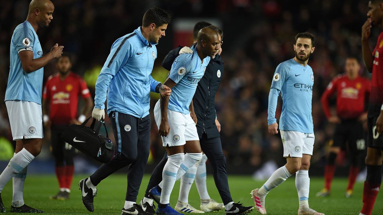 Fernandinho'dan Manchester City'ye kötü haber