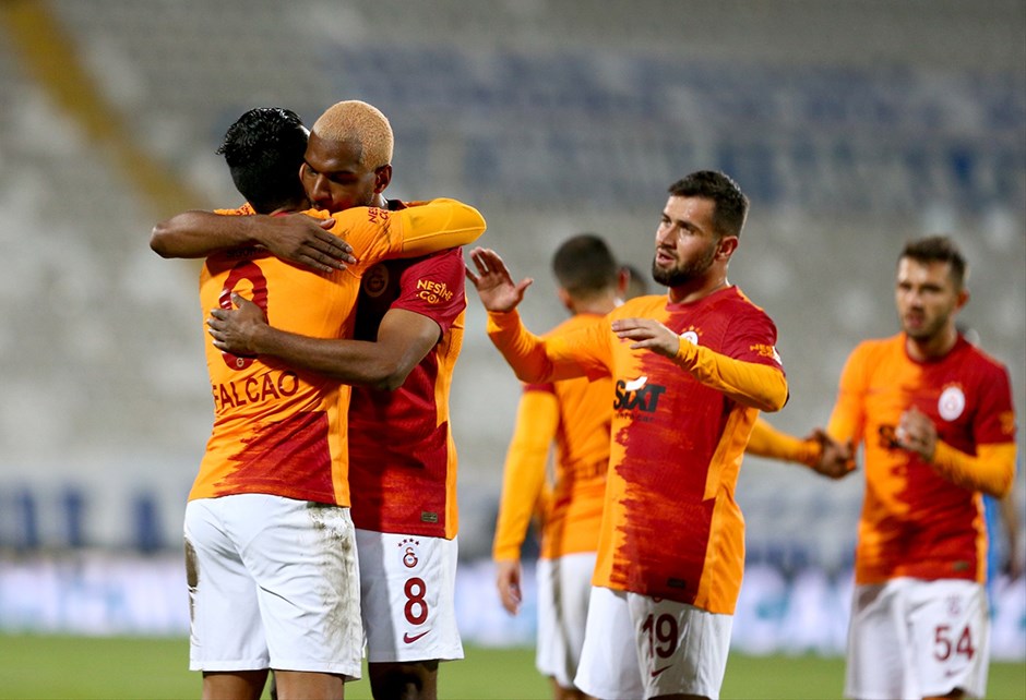 Galatasaray, Erzurum'da moral buldu