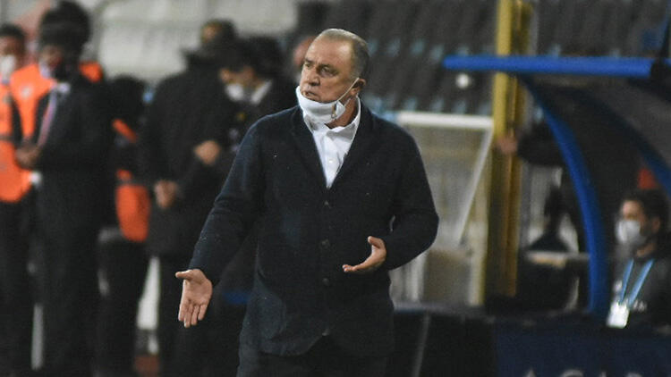 Fatih Terim'den hakem tepkisi: "Herhalde 'rekor kıralım' dediler!"