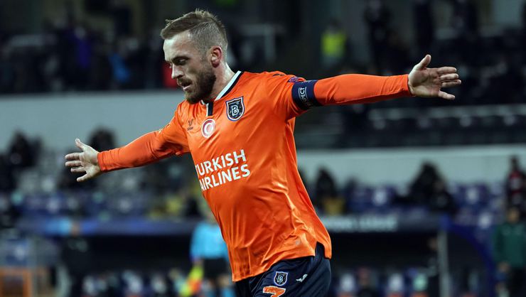Başakşehir'de Visca kadroda yok.