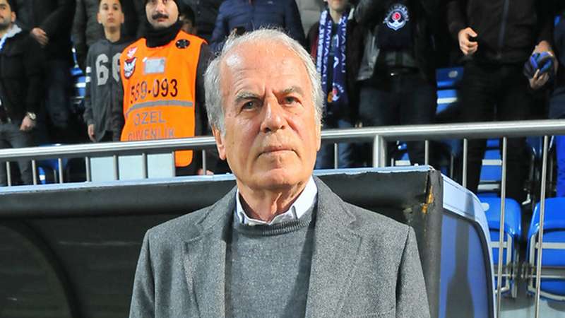 ÖZEL: Mustafa Denizli: Derbinin sonucu hiçbir takımın şampiyonluk iddiasını engellemeyecek