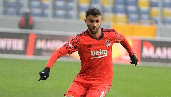 Beşiktaş'ın yıldızı Rachid Ghezzal, Gençlerbirliği maçından sonra sakatlık yaşadı