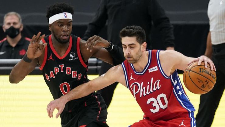 Furkan Korkmaz yıldızlaştı; Philadelphia, Toronto'yu deplasmanda geçti