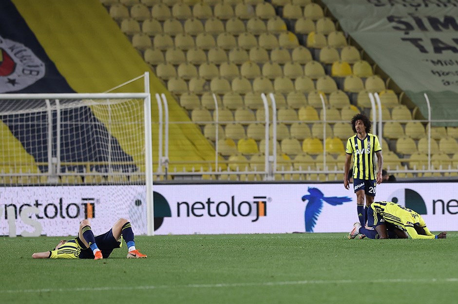 Fenerbahçe'de 7 isme veda