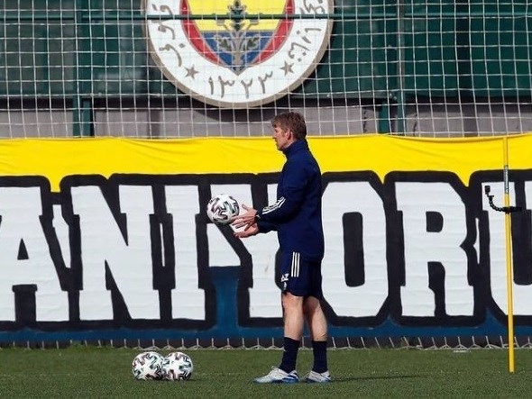 Fenerbahçe teknik kadrosunda ayrılık
