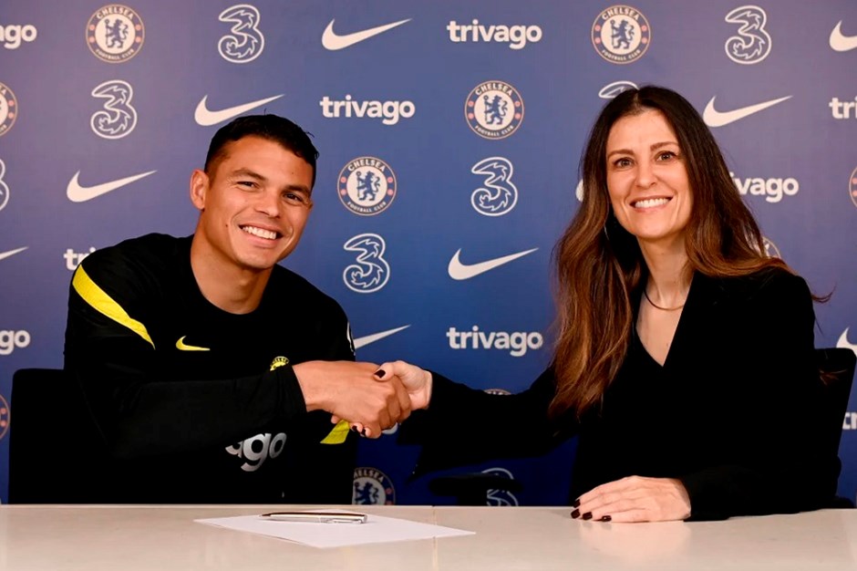 Chelsea, Thiago Silva'nın sözleşmesini uzattı